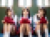 S級制服！体育座りパンチラ！