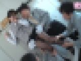 【再販】黒スト美脚の新人OLにローション塗り込み倉庫セクハラ…男3人で美脚を撫で回し舐め回し過剰セクハラで連続中出し