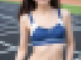 アスリート女子 身体のラインが透けたユニフォーム