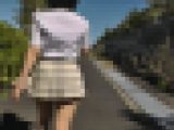 超ミニスカパンチラお散歩　晴美ちゃん３ 人がいない公園で限界ミニスカお散歩